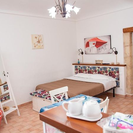 Xenia - Il Vicoletto Delle Dee Villa Syracuse Exterior foto